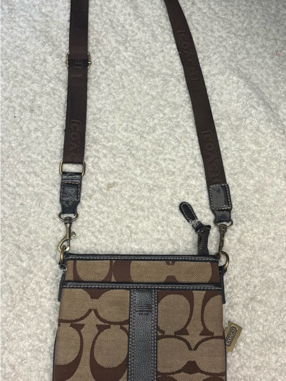 Coach Leather Logo Patch Strap in Dark Brown - Picture 6 of 9